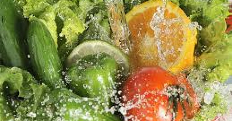 ¿Cómo lavar las frutas y las verduras?