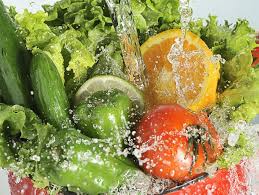 ¿Cómo lavar las frutas y las verduras?